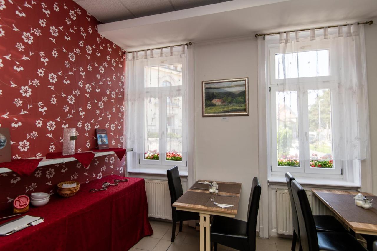 Fenyes Vinorium Bed & Breakfast Шопрон Екстериор снимка