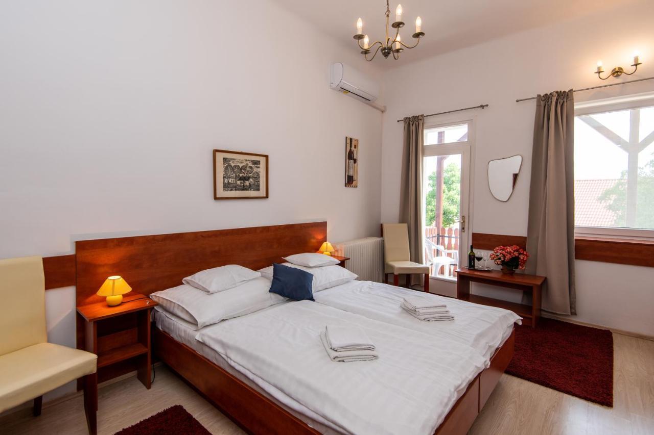 Fenyes Vinorium Bed & Breakfast Шопрон Екстериор снимка